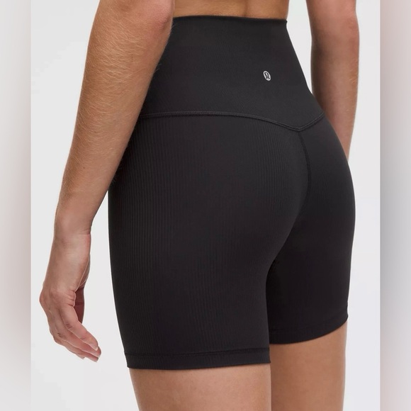 NEW Lululemon Align Ribbed High-Rise Short 6" Size 4 Black Color Shorts Women’s - Picture 2 of 8